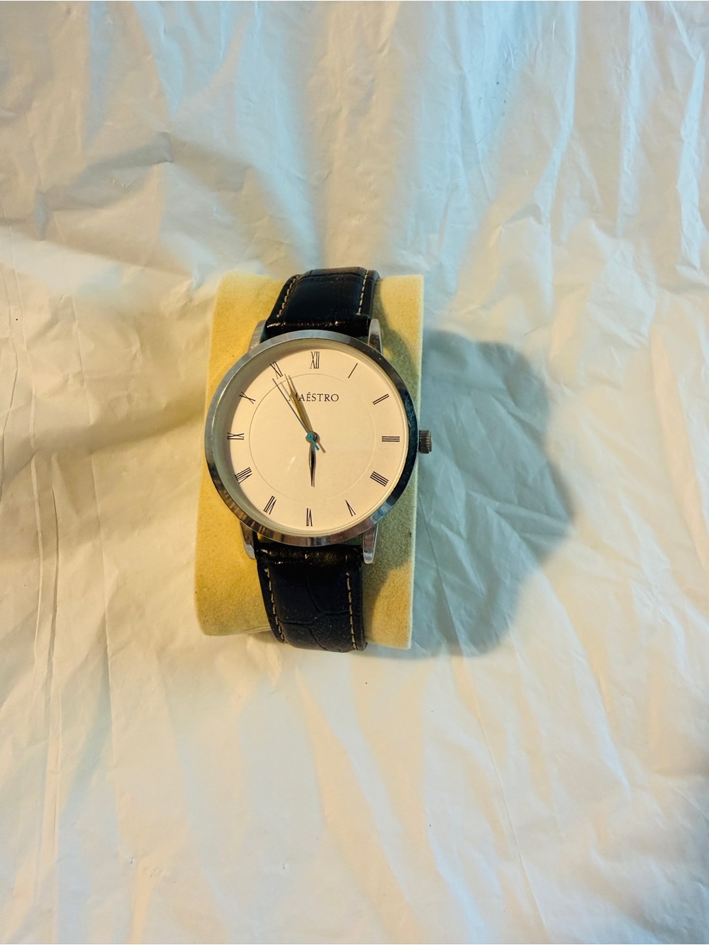 Maéstro Men’s Watch White Roman Numeral Dial Black Leather Blue Second Hand